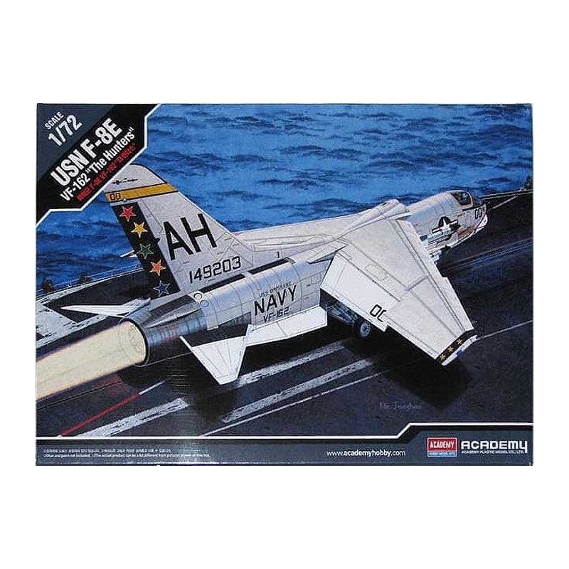 Academy_ USN F-8E VF-162 "The Hunters"_ 1/72